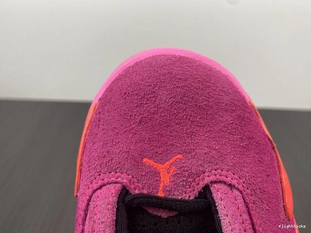 Pink Jordan Shocking DH4121-600 (W) Low 14 Retro 0820